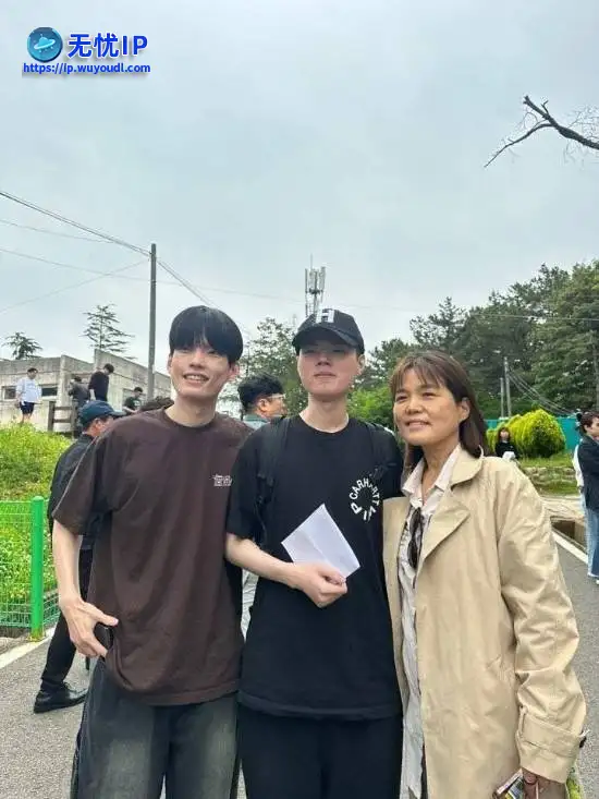 《英雄联盟》世界冠军剃头服兵役：入伍前最后一局排位惜败